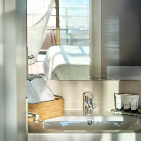 Plein Large Hotell